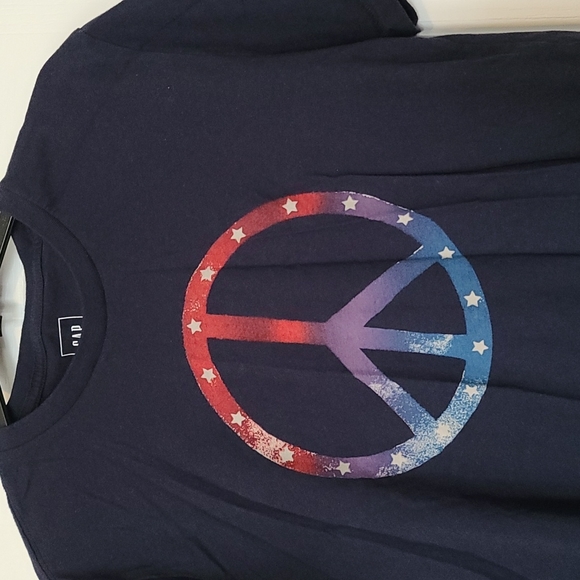 Gap tshirt/Peace symbol - Picture 3 of 8